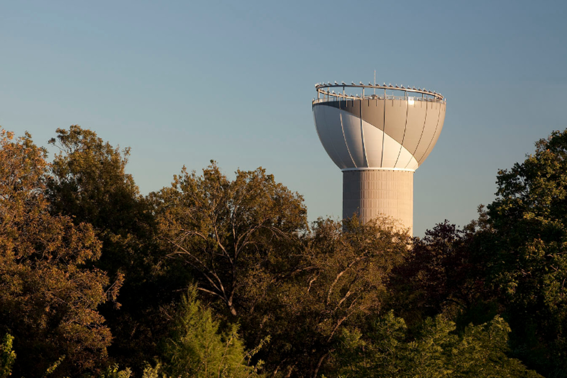 Photo courtesy of the Steel Tank Institute/Steel Plate Fabricators Association