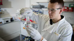 Image courtesy of Shell LiveWIRE 2017 photography: Henrik Hagemann CEO of CustoMem in Lab in London, UK.