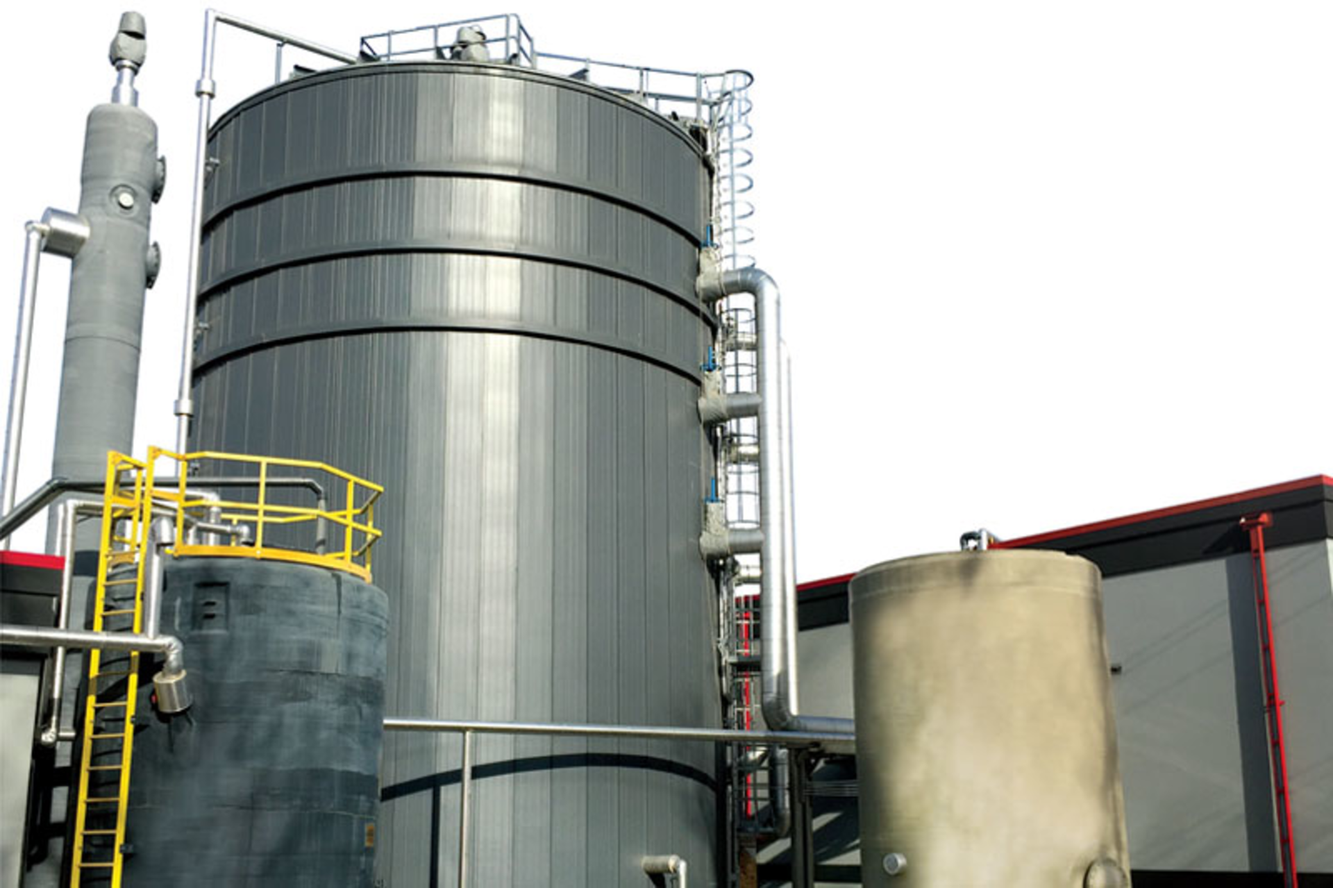 The Anaerobic Membrane Bioreactor system transforms waste into energy by generating biogas as a byproduct. The system is able to produce more energy than it consumes when at full flow. All images courtesy of Veolia Water Technologies