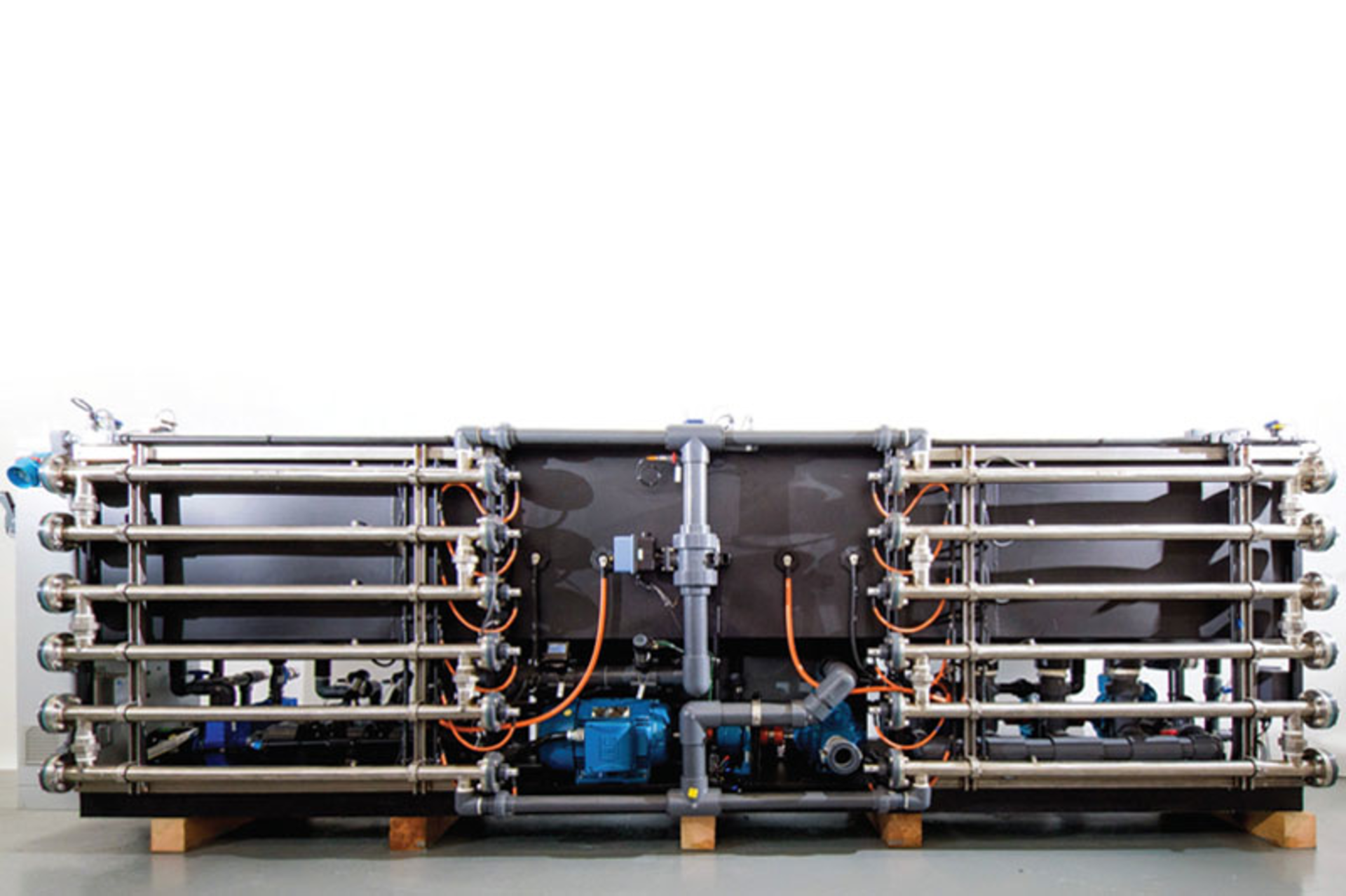 Electro Water Separation (EWS) is a highly scalable, continuous process that uses electricity in small, programmed doses to gather oils and suspended solids for an easy removal via mechanical raking off the surface of water. All graphics courtesy of OriginClear