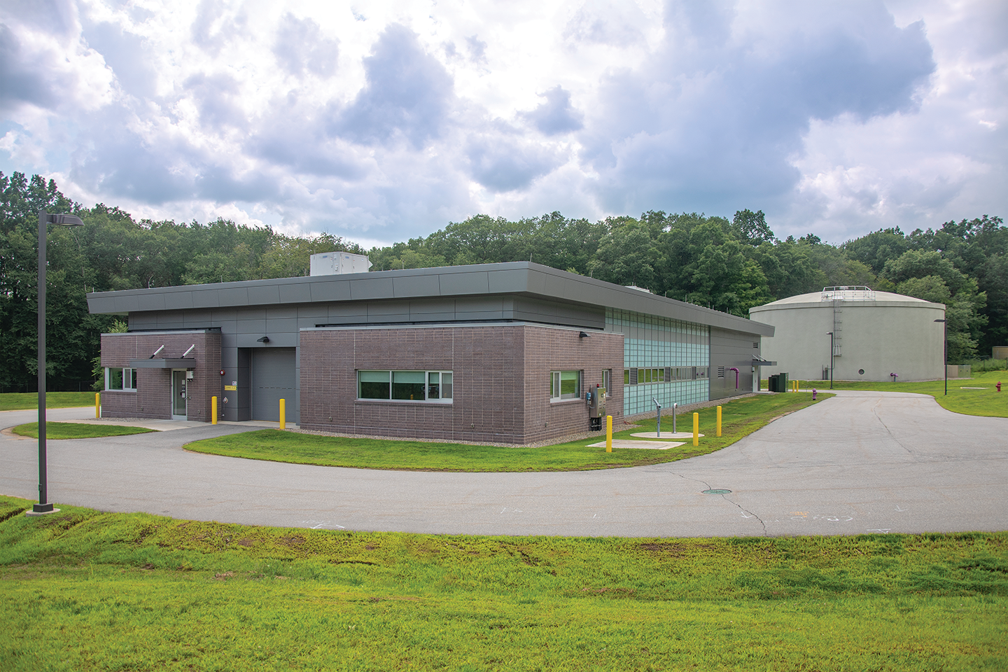 Facing a state mandate to reduce water usage by a third, the University of Connecticut (UConn), in Storrs, Conn., built a Reclaimed Water Facility (RWF) to tap into an abundant supply of treated wastewater available at the institution&rsquo;s water resource recovery facility.