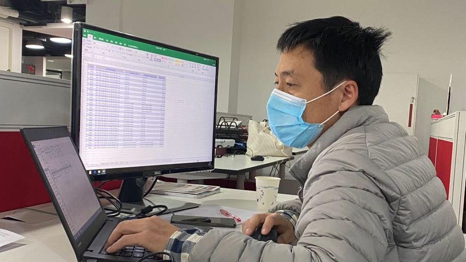 Return to the office for Sunny (Jin), tech sales back-up for Landia in China.