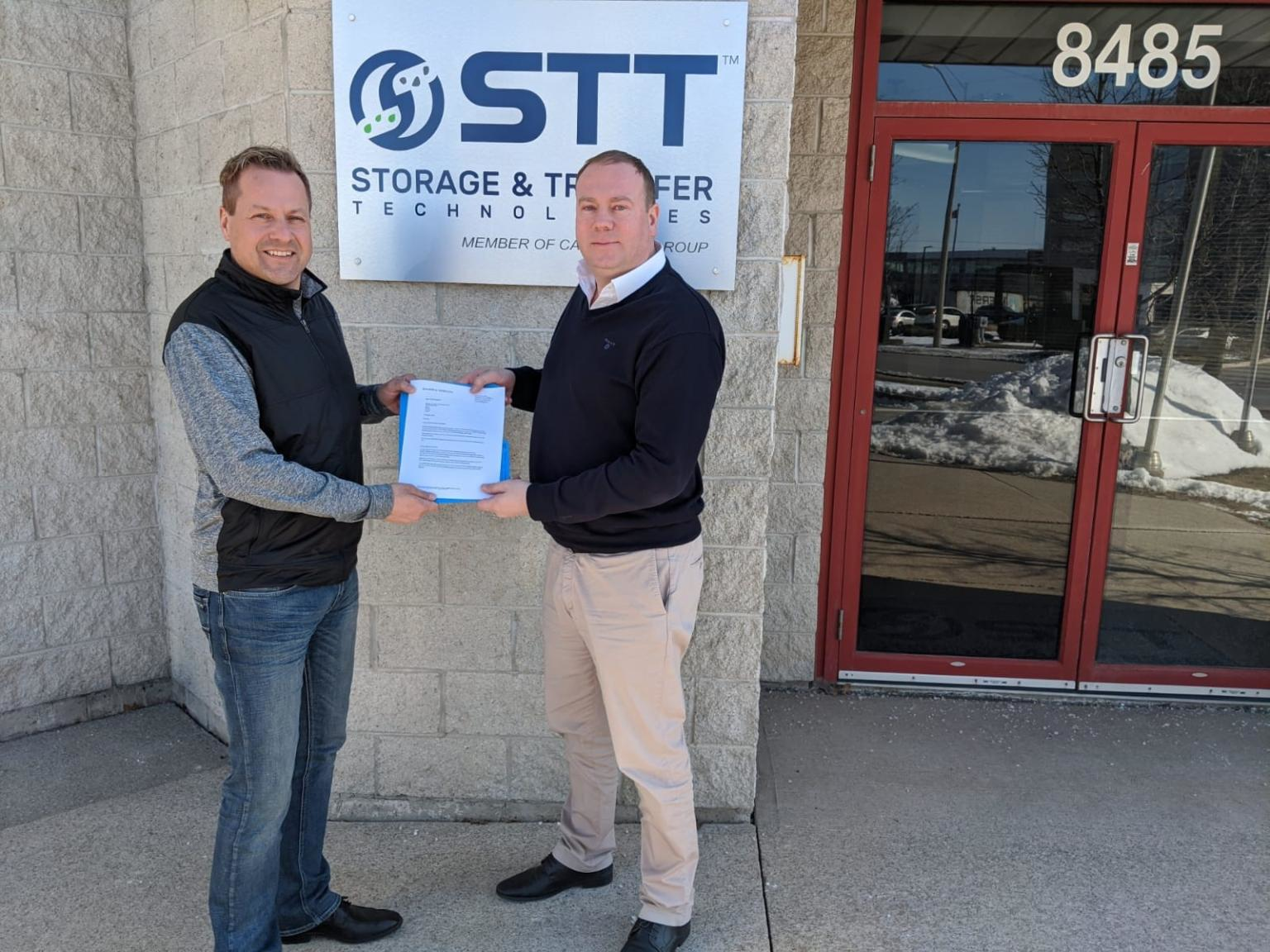 Balmoral&rsquo;s Simon Scott and Jan Arciszewski of STT are seeking to expand Balmoral&rsquo;s reach in the Canadian market.