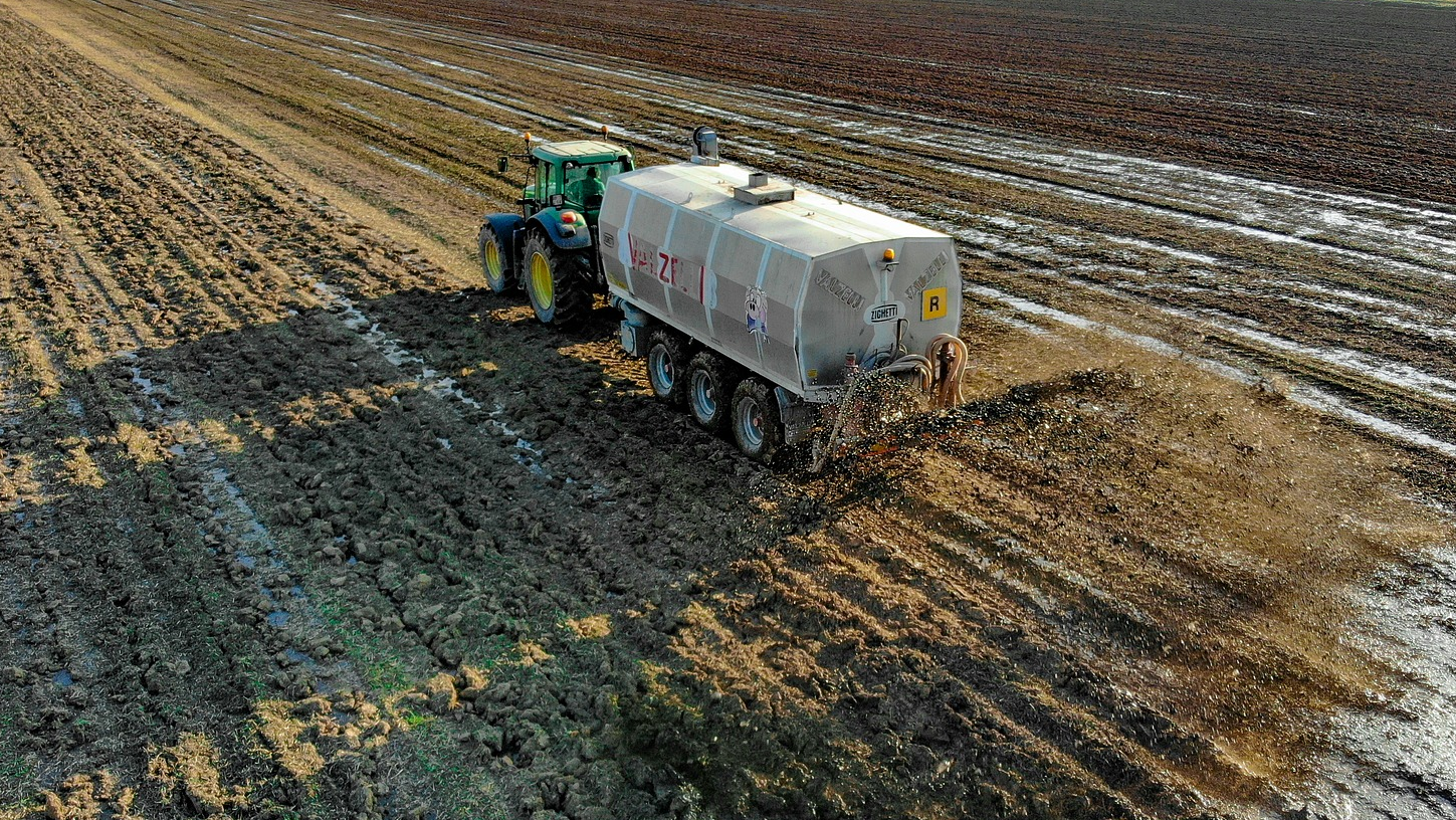 Fertilization 4044001 1920 5f0c9673724ba