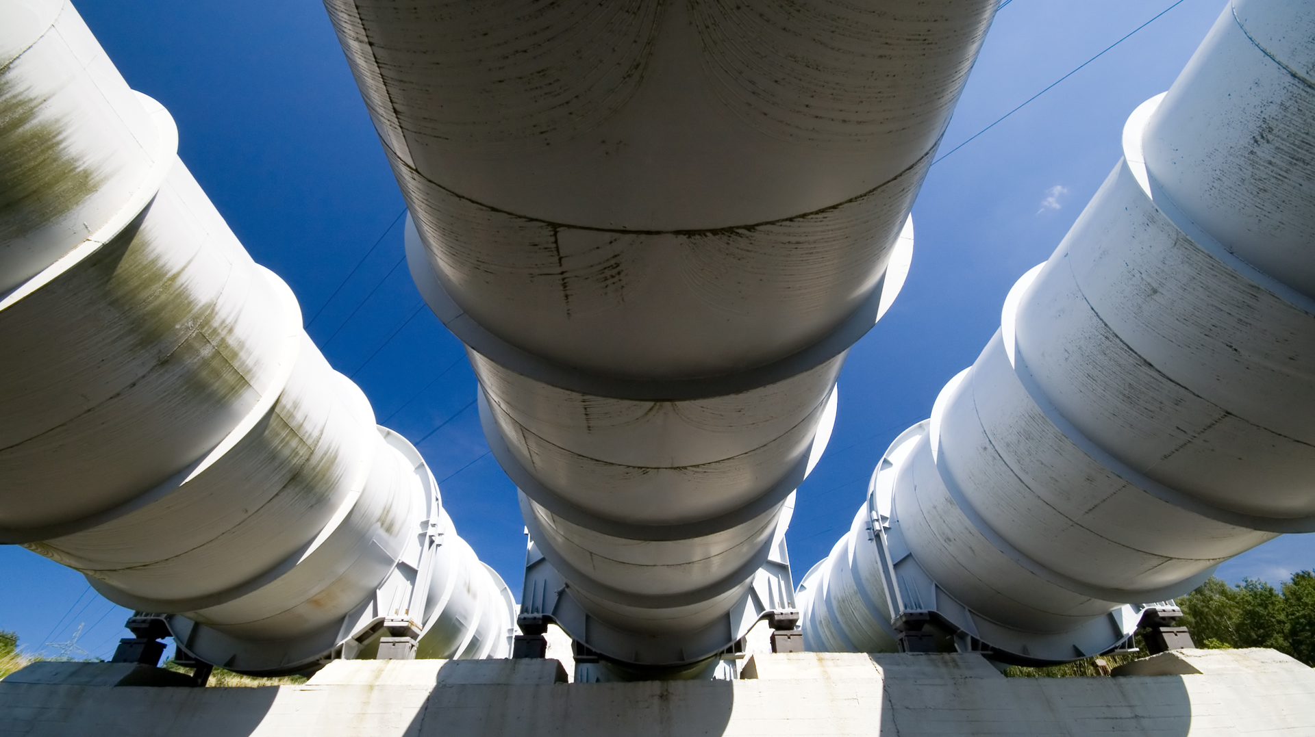 A 2019 study by the International Water Association estimated that approximately 346 billion liters of treated water are lost every day from pipelines worldwide.