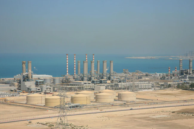 Desalination water plant in Dubai. Image credit ID 5933402 &copy; Shao Weiwei | Dreamstime.com